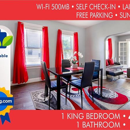 The Rubi Lounge - Spacious Brooklyn Centre Modern Escape Near Downtown With Parking, 300Mb Wifi & Self Check-In Cleveland Luaran gambar
