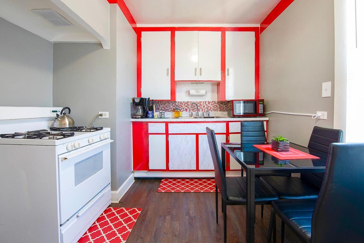 The Rubi Lounge - Spacious Brooklyn Centre Modern Escape Near Downtown With Parking, 300Mb Wifi & Self Check-In Cleveland Luaran gambar