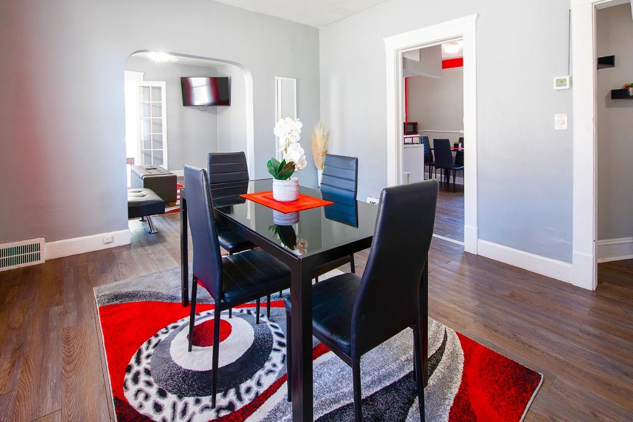 The Rubi Lounge - Spacious Brooklyn Centre Modern Escape Near Downtown With Parking, 300Mb Wifi & Self Check-In Cleveland Luaran gambar