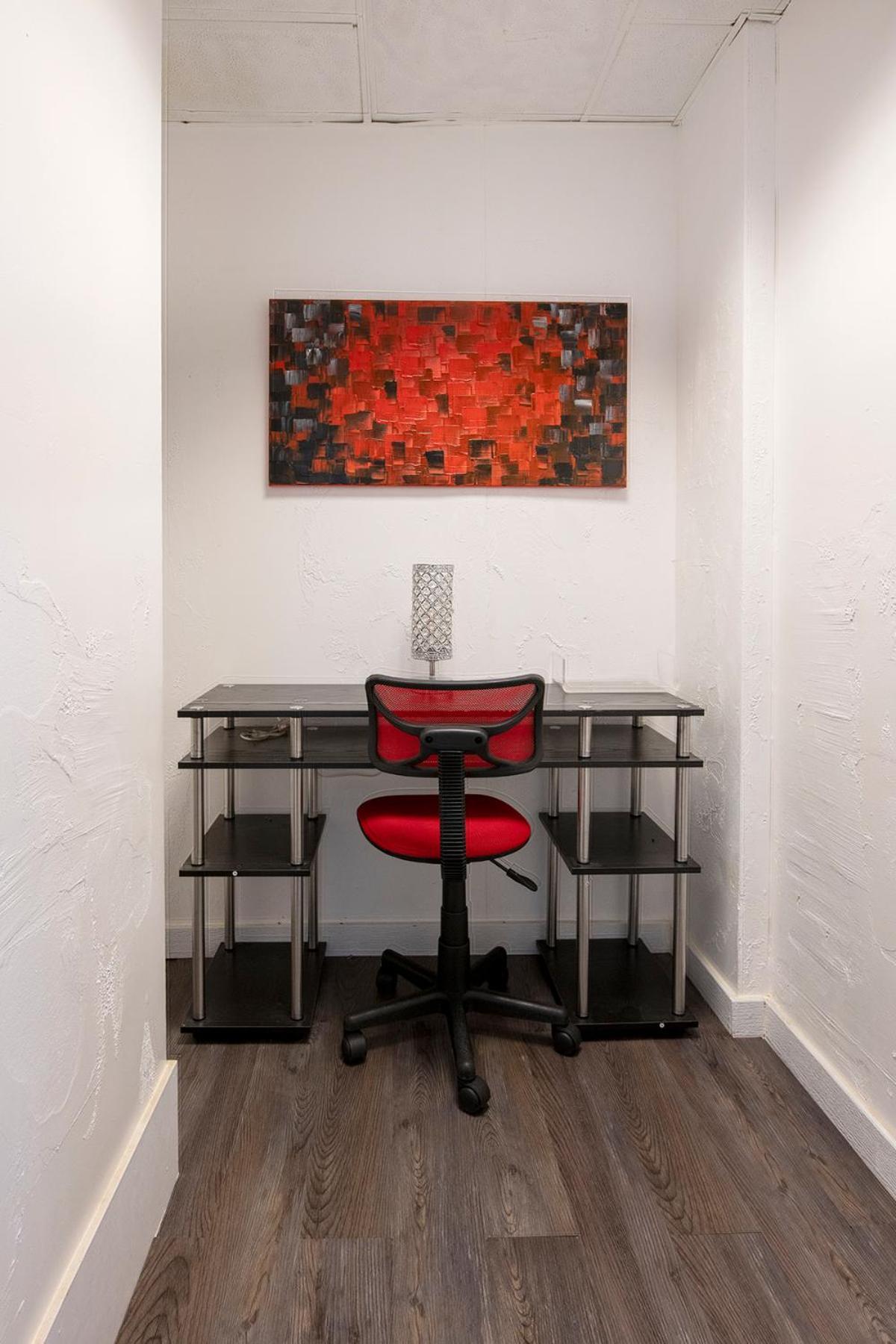 The Rubi Lounge - Spacious Brooklyn Centre Modern Escape Near Downtown With Parking, 300Mb Wifi & Self Check-In Cleveland Bilik gambar